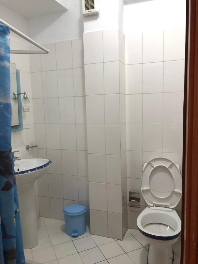 Center Hotel Pirro Хімара Екстер'єр фото